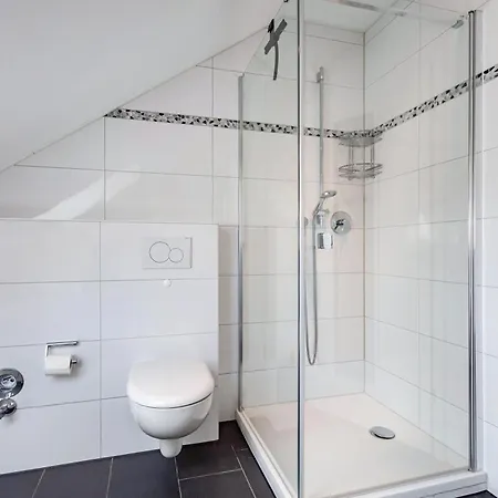 Haus Schoenblick - Sarina 2 アパート ヴィリンゲン